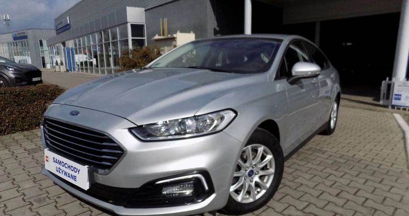 Ford Mondeo cena 88888 przebieg: 59700, rok produkcji 2020 z Szczecin małe 704